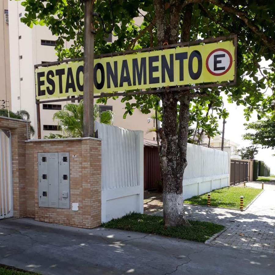 Estacionamento – Guaratuba