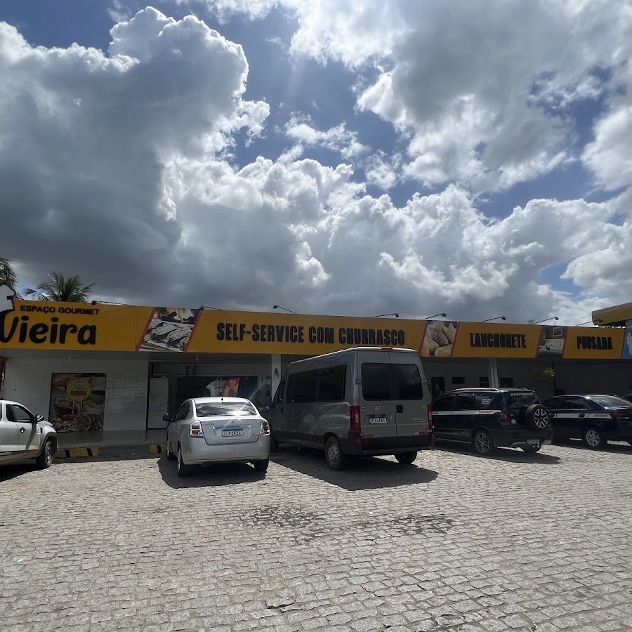 Posto Russo (BR) Estacionamento de Caminhões