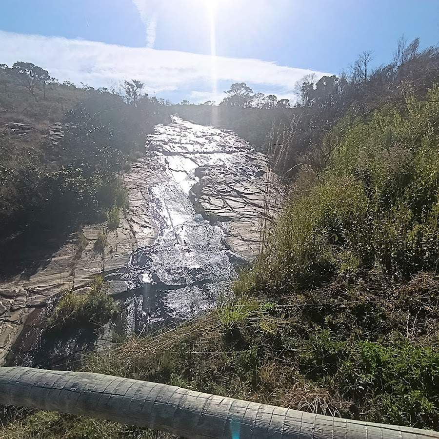 Cachoeira da Esmeralda, Carrancas