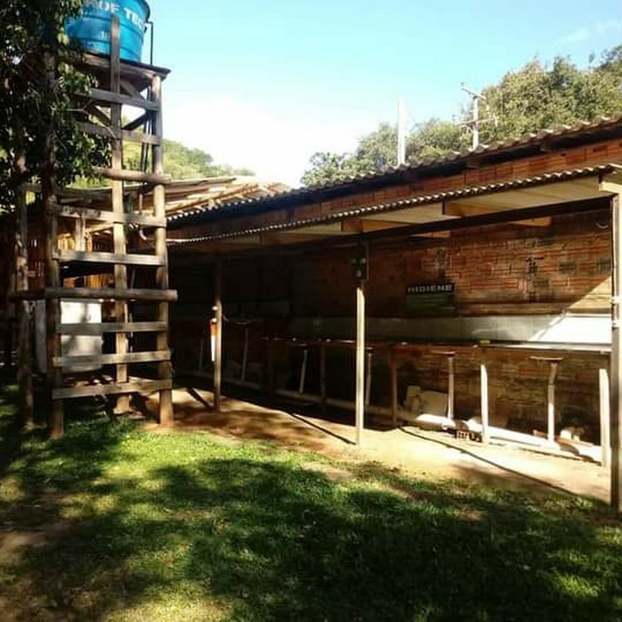 Camping Balneário Coqueiros e Cascatas