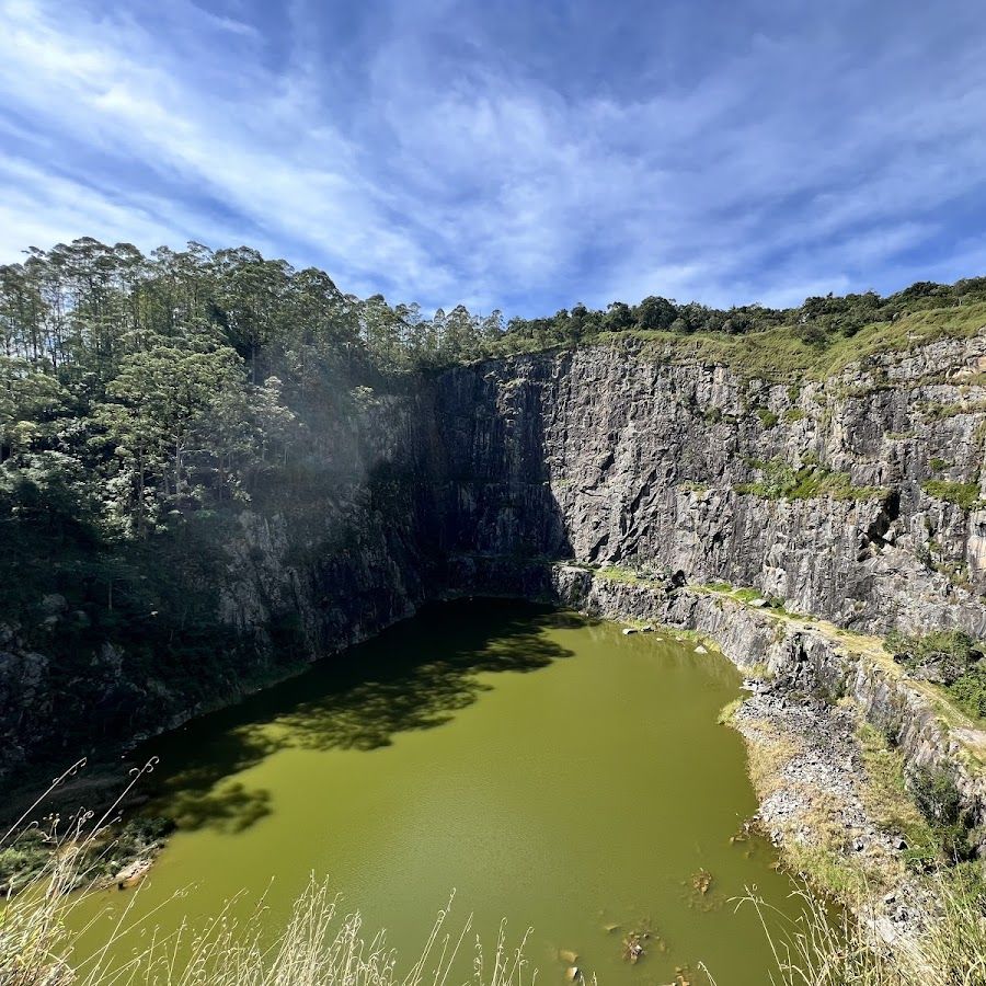 Entrada das vias de escalada