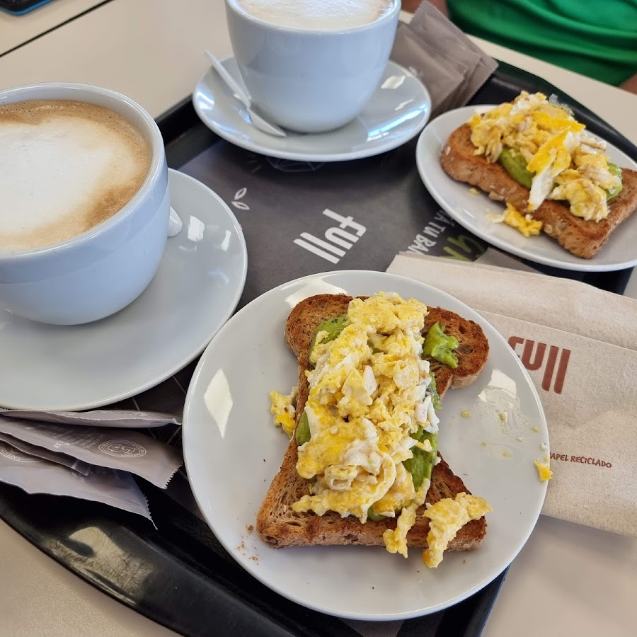 Estacionamento do posto YPF - ACA