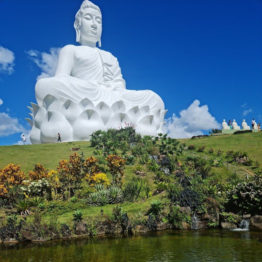 Estátua do Grande Buda de Ibiraçu