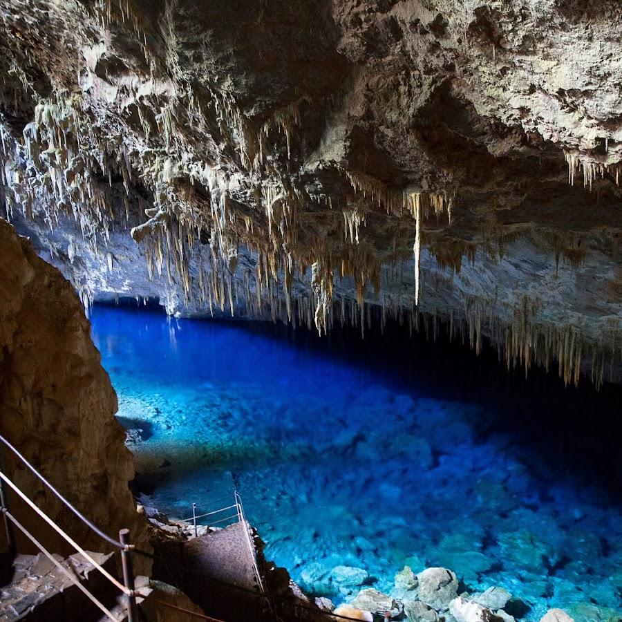 Gruta do Lago Azul