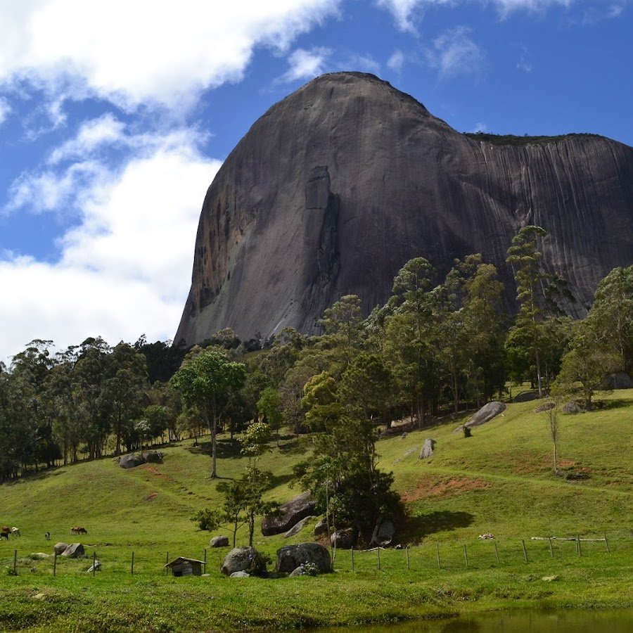 pedra azul