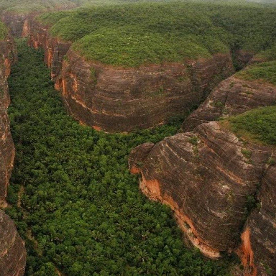 Perto da entrada Serra Vermelha