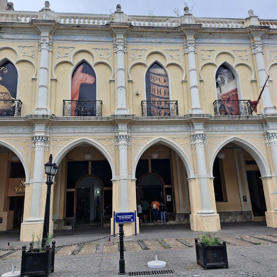 Ponto para pernoitar próximo à estação (desativada é um museu)