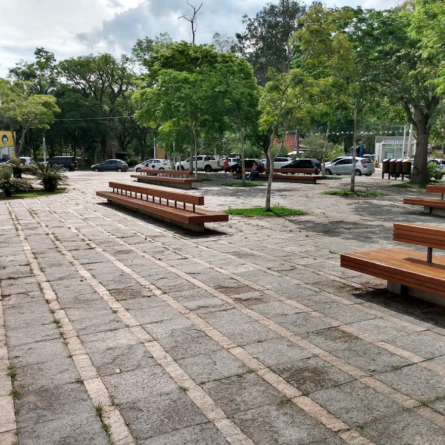 Praça Doutor Otávio de Moura Andrade