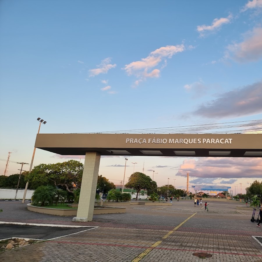 Praça Paracat ou das Águas