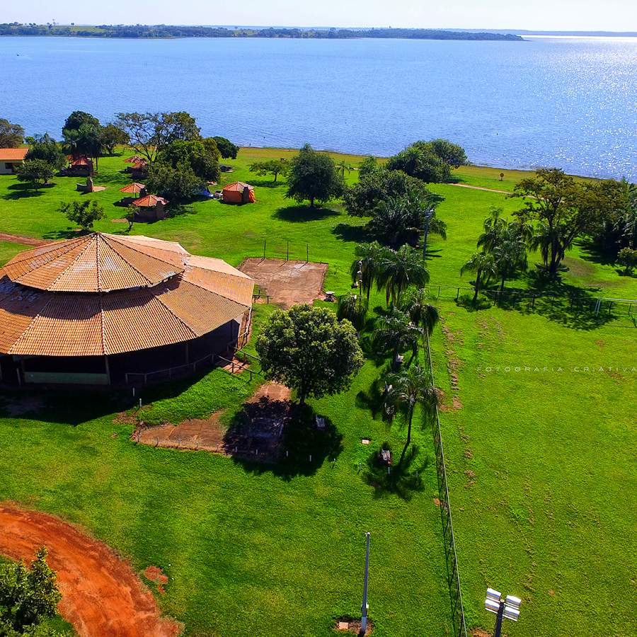 Camping - praia fluvial de Mira Estrela