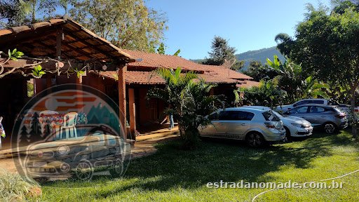 Camping Das Águas - Área de camping e chalés