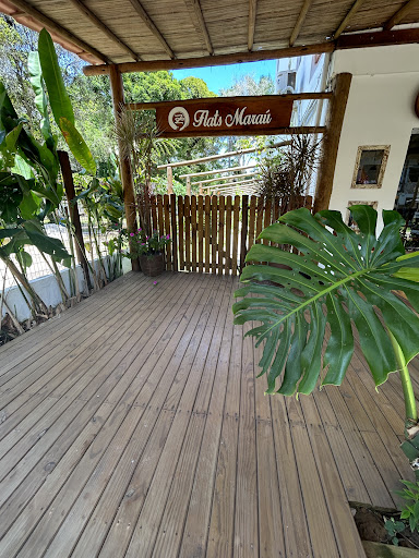 Apartamentos Maraú (área de estacionamento)