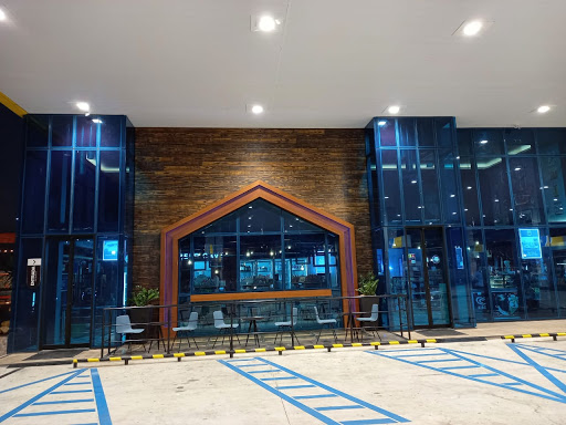 Posto Shell e Hotel Ibis