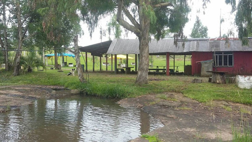 Camping Balneario Parque dos Butieiros