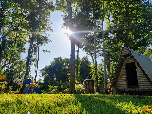 Camping Cantinho da Embaúba