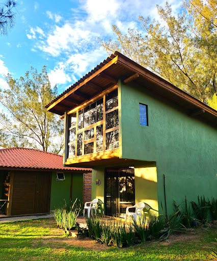 Surf Camping Cardoso