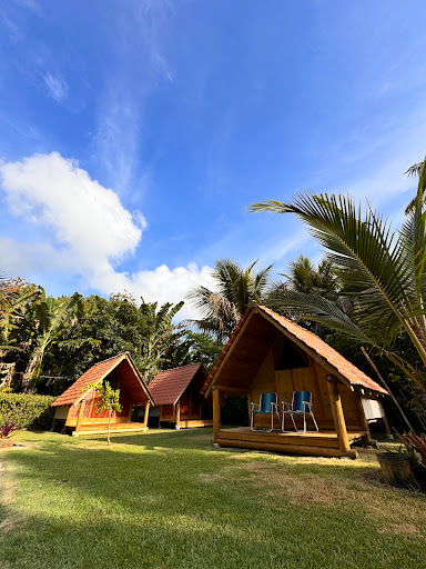 Camping Flora Hostel