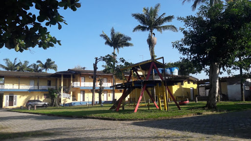 Ilha do Mel Camping e Pousada