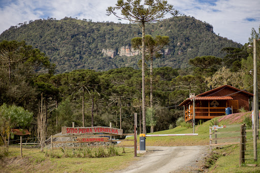 sitio pedra vermelha Camping