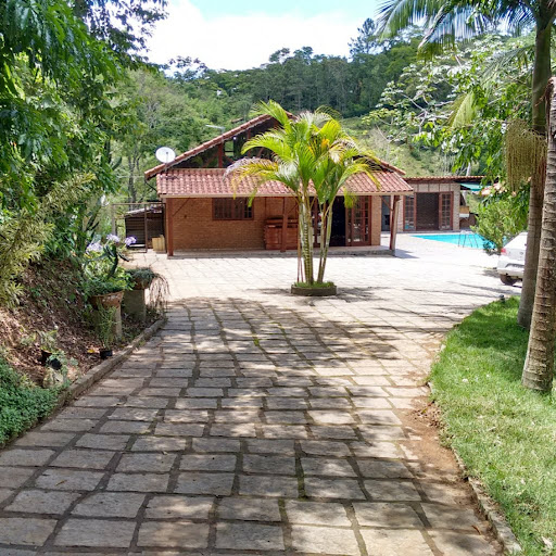 Camping Vale do Lago Amparo