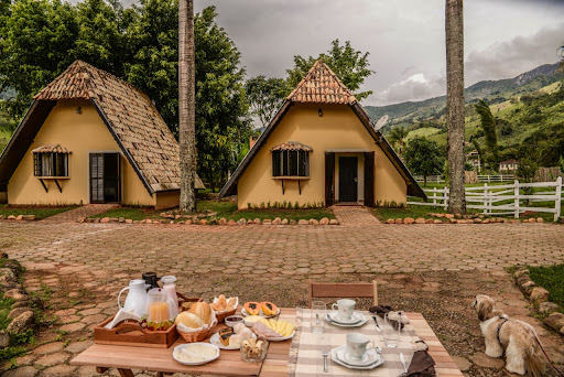 Vila das Palmeiras Cabanas e Camping