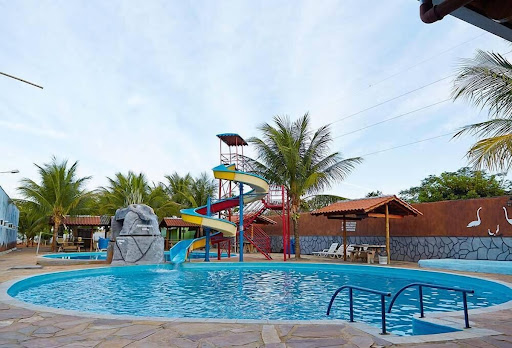 Pousada e Camping Novilha de Ouro
