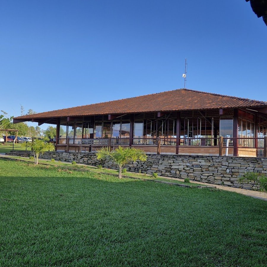 acampamento no aeroporto