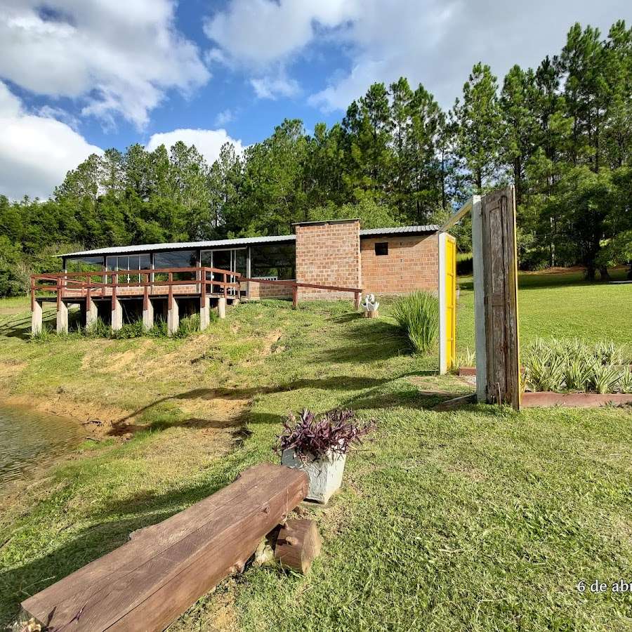 Camping Chacará dos Pinus