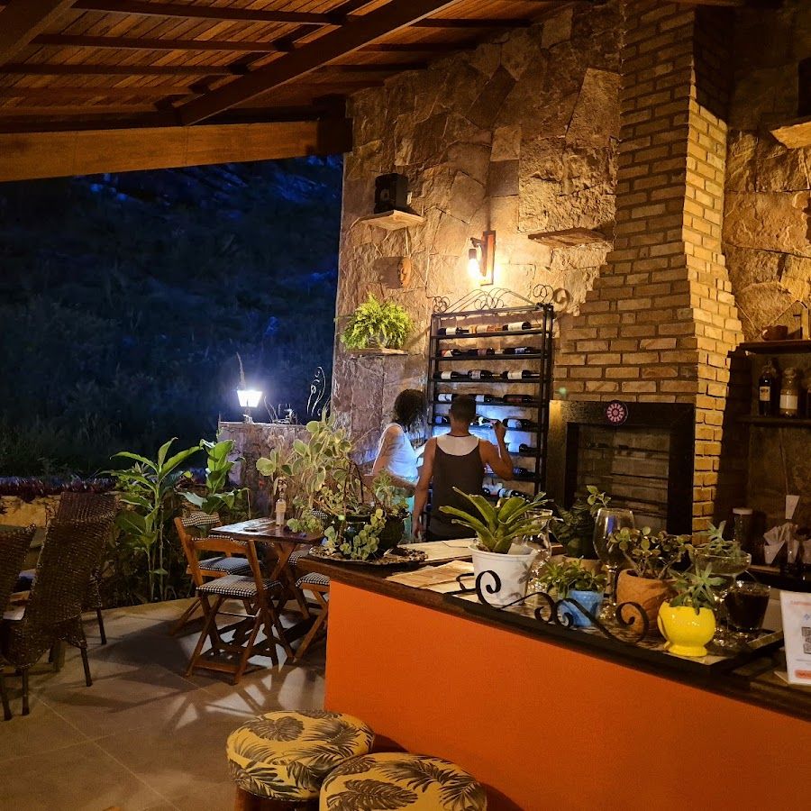 Cantinho na Serra Bistro.