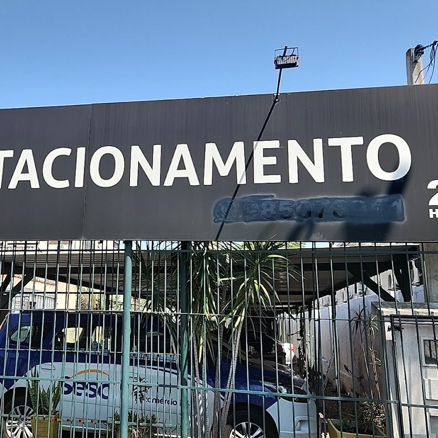 Estacionamento 827