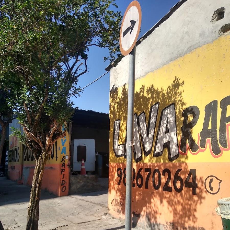 Estacionamento de areia exposto