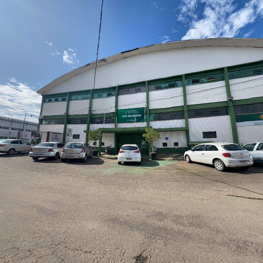 Ginásio Ivo Silveira