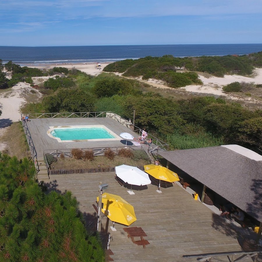 Glamping y Camping Playa Escondida 