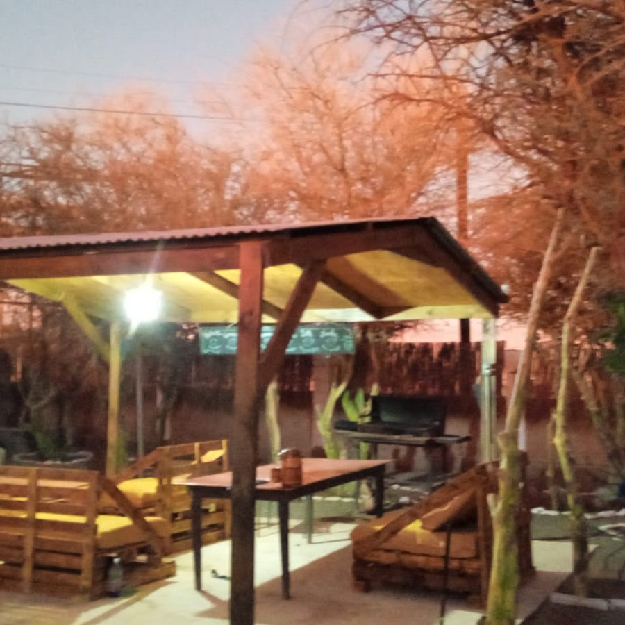 Hostal Rancho Checar 