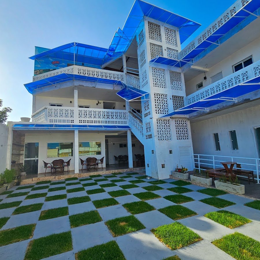 hostel pousada Manero