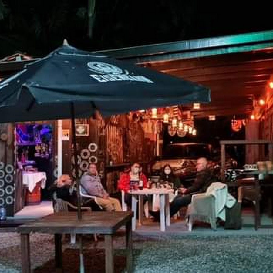 Manga Rock Bar & Camping
