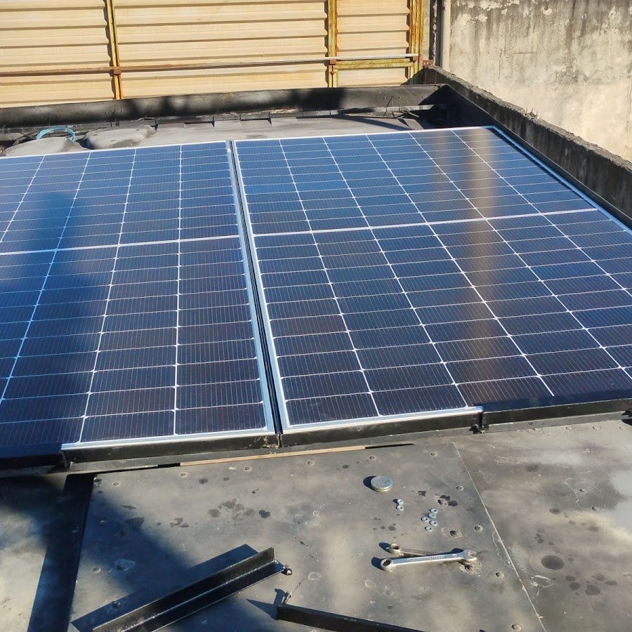 Markos Energia Solar em Motorhome