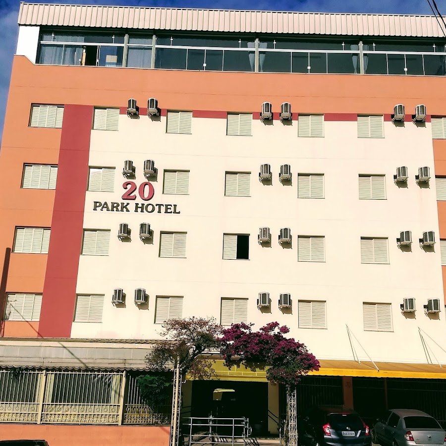 Passa-Vinte Park (Praça Herculano Marques Oliveira)