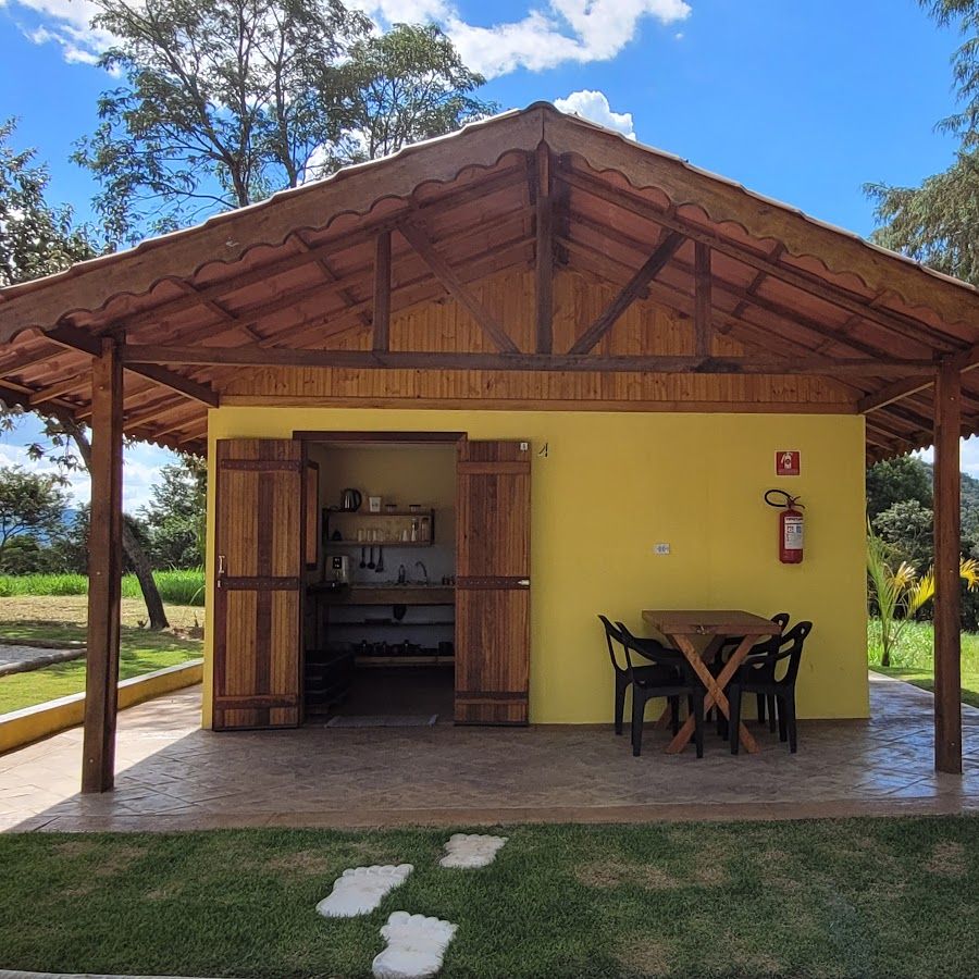 Posusada e camping Recanto Alto da Cachoeira