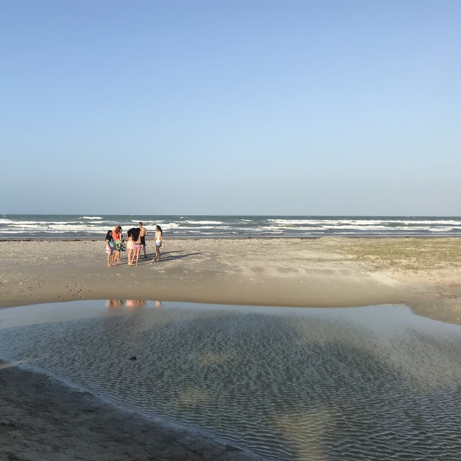 Praia de Atalaia, Luis Correia