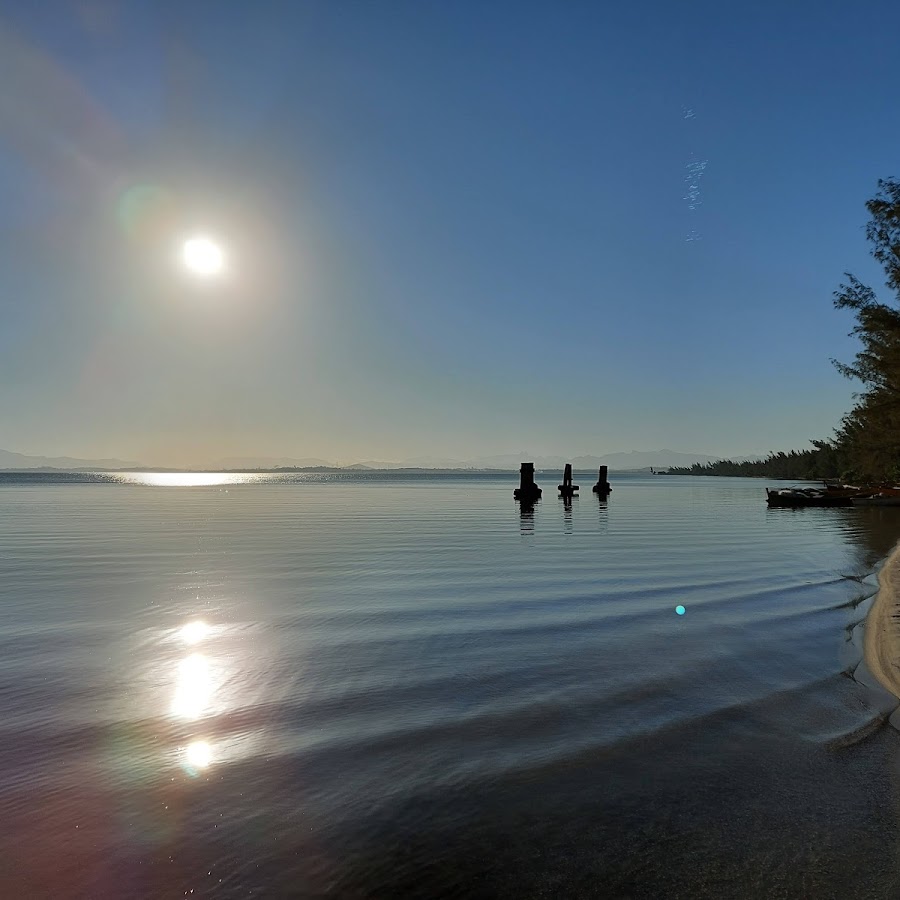 Praia do Pneu - Praia de Tire