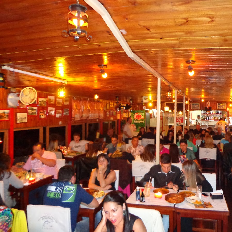 Próximo Flutuante Netuno Restaurante