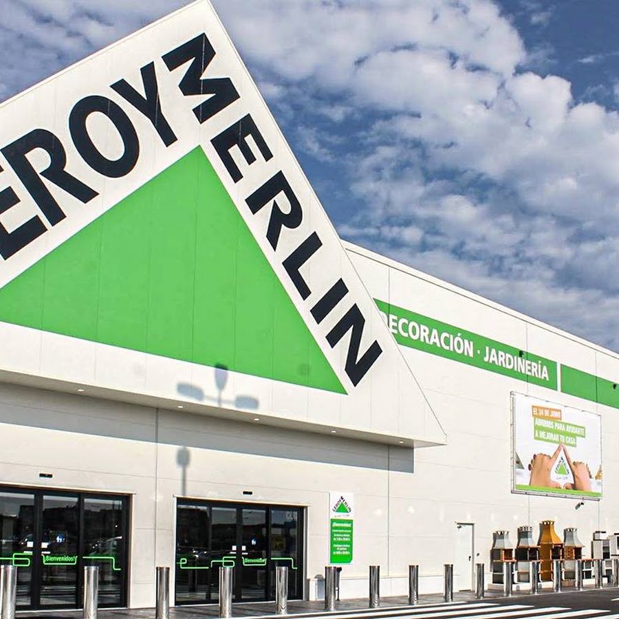 Torneira de Água ao longo do parque público. Água potável.