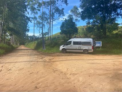 A beira de Cachoeira grande