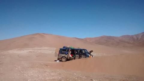 Acampamento no deserto 2WD