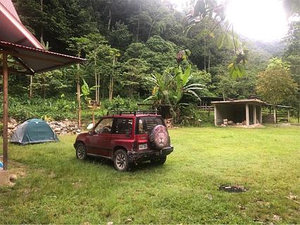 Acampamento e Trilha Lluvias Eternas