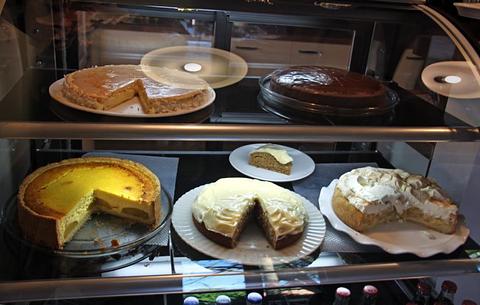 Adina´s Café