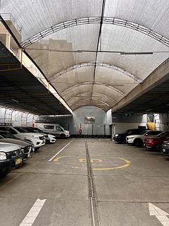 Altura ~3,5m.