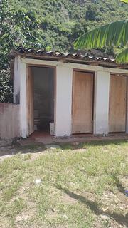 Atrás do restaurante