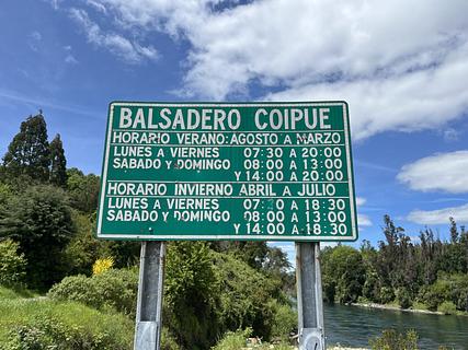 Balsa Coipue river crossing